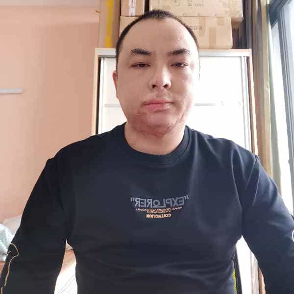33岁岁四川单身帅哥 - 楚雄吉缘网