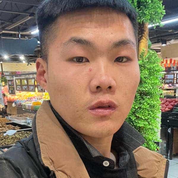 28岁岁河南单身帅哥 - 楚雄吉缘网