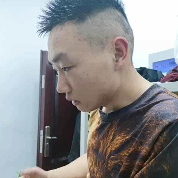 29岁岁四川单身帅哥 - 楚雄吉缘网