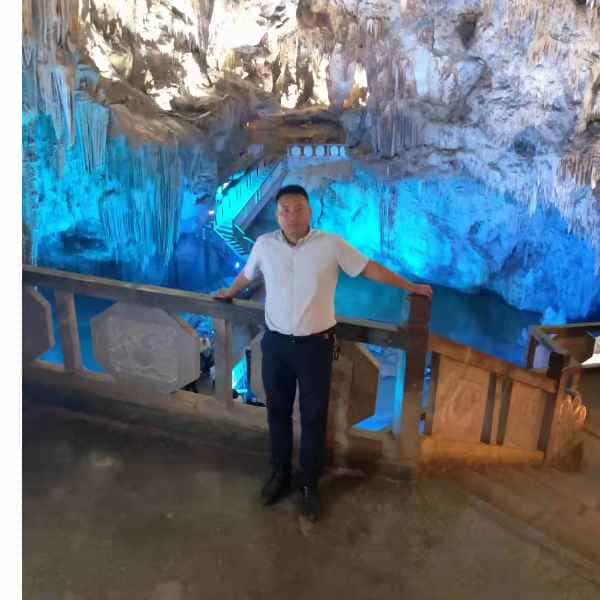 35岁岁云南单身帅哥 - 楚雄吉缘网