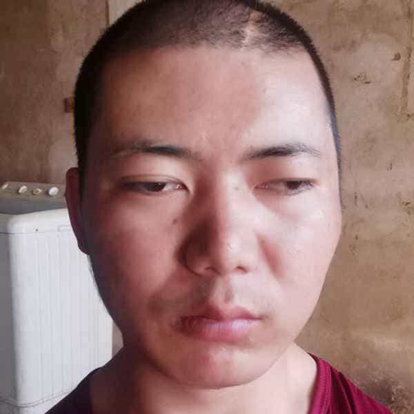 35岁岁云南单身帅哥 - 楚雄吉缘网
