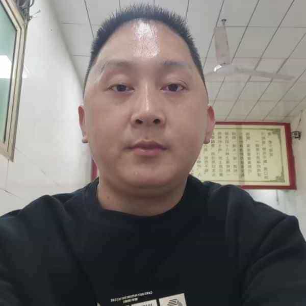 37岁岁陕西单身帅哥 - 楚雄吉缘网