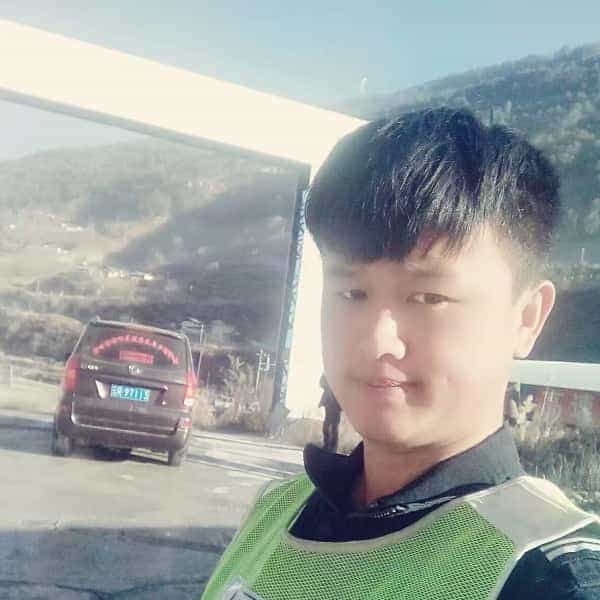 29岁岁云南单身帅哥 - 楚雄吉缘网