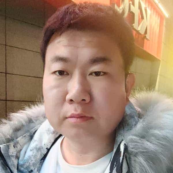 35岁岁陕西单身帅哥 - 楚雄吉缘网