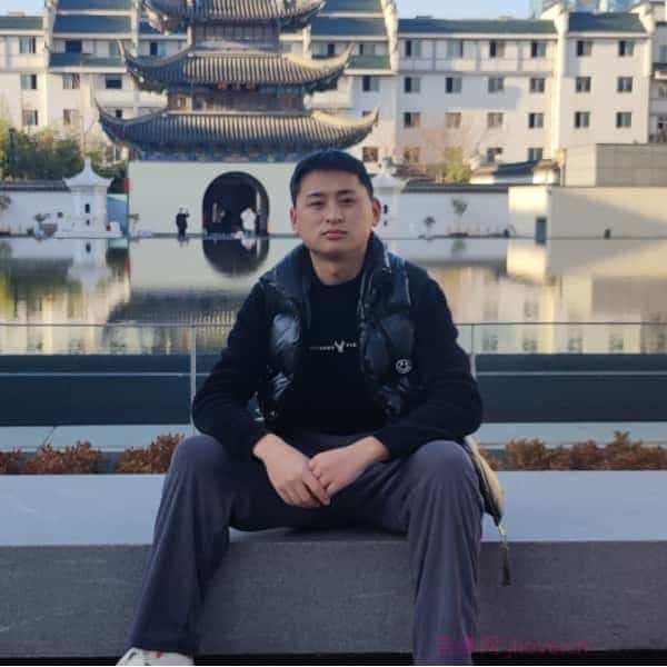 31岁岁湖北单身帅哥 - 楚雄吉缘网