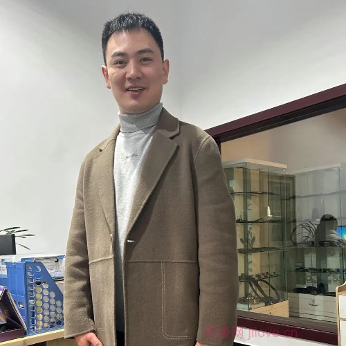32岁岁四川单身帅哥 - 楚雄吉缘网
